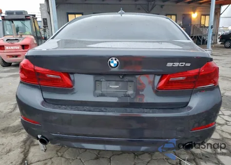 2019 BMW 530E z USA, uszkodzony, nr VIN WBAJA9C51KB393119